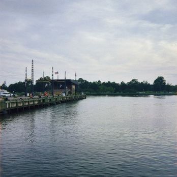 Del Mar - Wharf - Spanish Near Me - Washington, DC, District of Columbia