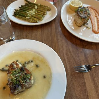 Kee Oyster House - Swordfish prepared two ways & side of grilled asparagus - Seafood Near Me - White Plains, New York