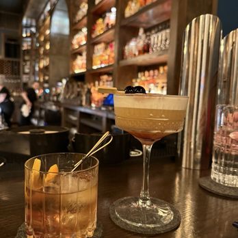 Windsor Block Bar - Wild 101 & Amaretto Sour - Lounges Near Me - Rapid City, South Dakota Windsor Block Bar - Wild 101 & Amaretto Sour - Lounges Near Me - Rapid City, South Dakota