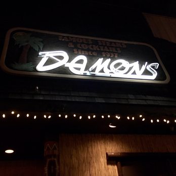 Damon's Steak House - Exterior - Steakhouses Near Me - Glendale, California