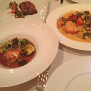 Michael Mina - lobster pot pie, chilean sea bass, wagyu steak - New American Near Me - Las Vegas, Nevada Michael Mina - lobster pot pie, chilean sea bass, wagyu steak - New American Near Me - Las Vegas, Nevada