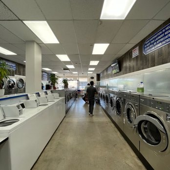 Sparklean Laundry - Very clean laundromat - Laundry Services Near Me - Tustin, California