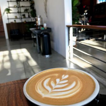 States Coffee - Vanilla latte and afternoon sunshine - Coffee & Tea Near Me - Martinez, California