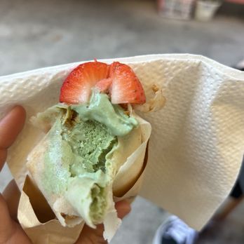 MOSA - Inside the three flavored mini burrito - Ice Cream & Frozen Yogurt Near Me - Honolulu, Hawaii MOSA - Inside the three flavored mini burrito - Ice Cream & Frozen Yogurt Near Me - Honolulu, Hawaii