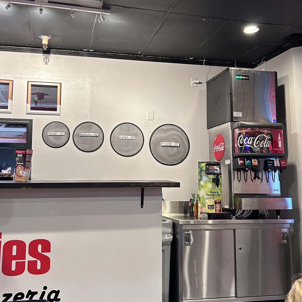 Twisted Pies Pizzeria - Pizza Near Me - Mesa, Arizona Twisted Pies Pizzeria - Pizza Near Me - Mesa, Arizona