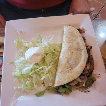Los Tres Amigos - Fajita I think - Mexican Near Me - Farmington, Michigan Los Tres Amigos - Fajita I think - Mexican Near Me - Farmington, Michigan