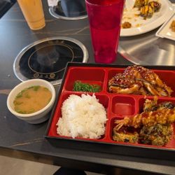 Hot Hot Ramen Sushi Seafood