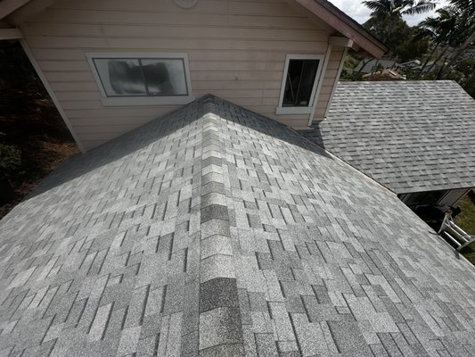 Bang Um Out Services Logo