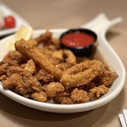 Dancing Tomato Caffé - Calamari Fritto Misto