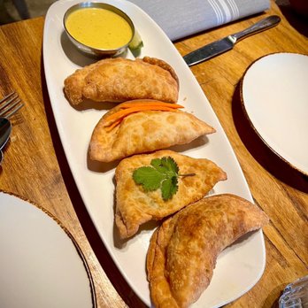 Limón - Empanada sampler: beef, chicken, cheese and veggie - Peruvian Near Me - Walnut Creek, California Limón - Empanada sampler: beef, chicken, cheese and veggie - Peruvian Near Me - Walnut Creek, California