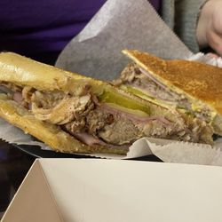 El Rincon Criollo - The Latin Corner - Cuban