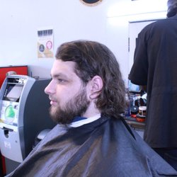 HB's Barber Shop - Hb_the_barber on Instagram book with me