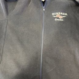 Full zipper added. Full zipper added.