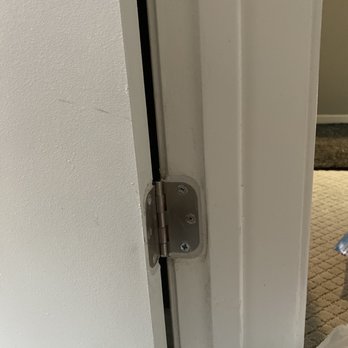 VE Cleaning & Handyman Services - Replaced with new hinges and patched up - Handyman Near Me - Anaheim, California VE Cleaning & Handyman Services - Replaced with new hinges and patched up - Handyman Near Me - Anaheim, California