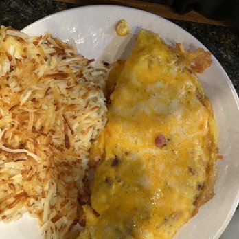 The Cracked Egg - Big Bad Wolf Omelette - Breakfast & Brunch Near Me - Henderson, Nevada The Cracked Egg - Big Bad Wolf Omelette - Breakfast & Brunch Near Me - Henderson, Nevada