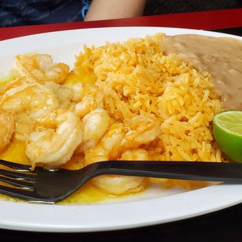 Mariscos Valencia Mexican Restaurant - Camarones al Mojo de Ajo - Mexican Near Me - Tustin, California