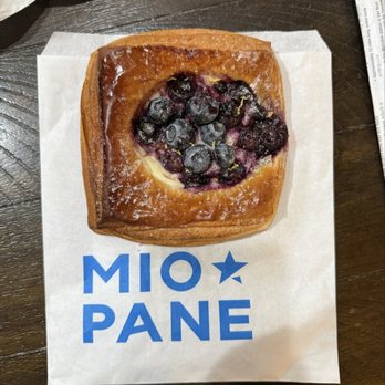Miopane - Blueberry Croissant - Bakeries Near Me - Pasadena, California