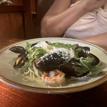 Tavern 157 - Seafood Spaghetti - Lounges Near Me - Flushing, New York Tavern 157 - Seafood Spaghetti - Lounges Near Me - Flushing, New York