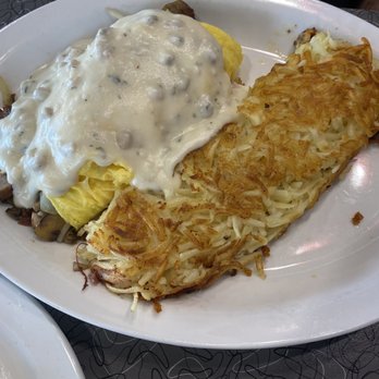 Biscuits Cafe - The country omelette - Breakfast & Brunch Near Me - Phoenix, Arizona