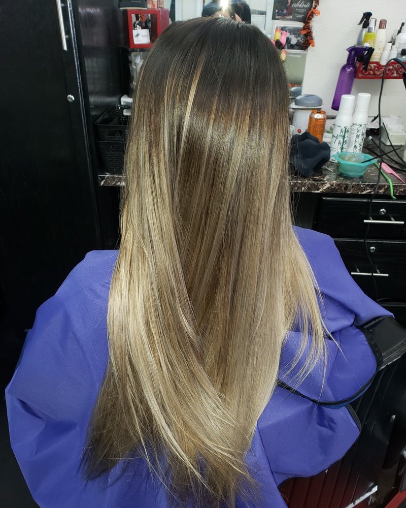 HAUTE HEADZ SALON 3487 W 10th St, Greeley, Colorado Hair Salons