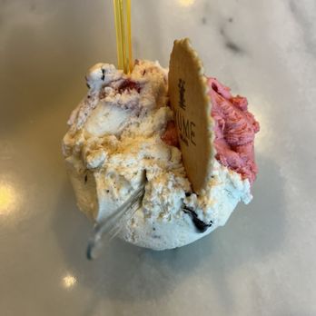 Yume Gelato - Cherry chocolate, banana nut, and strawberry - Gelato Near Me - Sacramento, California Yume Gelato - Cherry chocolate, banana nut, and strawberry - Gelato Near Me - Sacramento, California