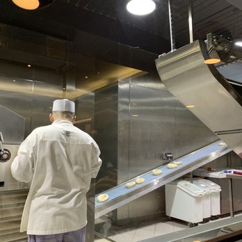 Maroush Bakehouse - Bakeries Near Me - London, XGL