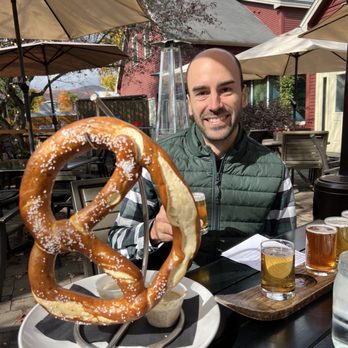 Idletyme - Pretzel - American Near Me - Stowe, Vermont Idletyme - Pretzel - American Near Me - Stowe, Vermont