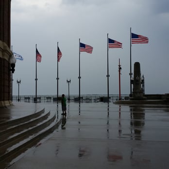 Navy Pier - Landmarks & Historical Buildings Near Me - Chicago, Illinois