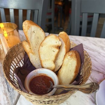 Yubi's 78 Restaurant - Complimentary bread - Italian Near Me - Jersey City, New Jersey Yubi's 78 Restaurant - Complimentary bread - Italian Near Me - Jersey City, New Jersey