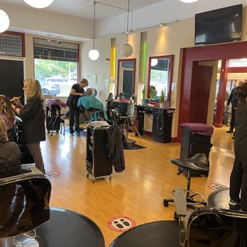 Illusions Hair Gallery - Hair Salons Near Me - San Anselmo, California Illusions Hair Gallery - Hair Salons Near Me - San Anselmo, California