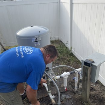 Ocala Well And Septic - Rodney Ballard replumbing the well head,
tank and filter. - Septic Services Near Me Ocala Well And Septic - Rodney Ballard replumbing the well head,
tank and filter. - Septic Services Near Me