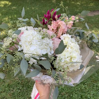 Anna Rose Floral Design - Birthday flowers - Florists Near Me - North Haledon, New Jersey