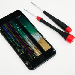 Lowell Phone Shop - Cracked iPhone Screen? Unable to touch?  We can help repair your iphone in no time.