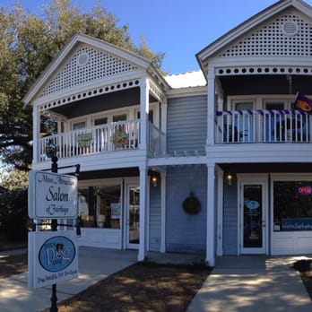Give A Dog A Bone - Front side of business - Pet Groomers Near Me - Fairhope, Alabama Give A Dog A Bone - Front side of business - Pet Groomers Near Me - Fairhope, Alabama
