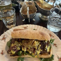 Steak sarnie