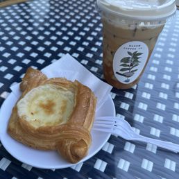 Cheese danish, peach cobbler latte Cheese danish, peach cobbler latte