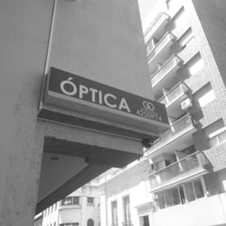 Grupo Óptica