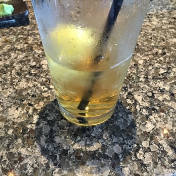 Sushi Lounge Encinitas - The blackberry jasmine green tea tastes super yummy! Very refreshing - Sushi Bars Near Me - Encinitas, California