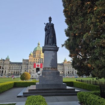 Inner Harbour - Landmarks & Historical Buildings Near Me