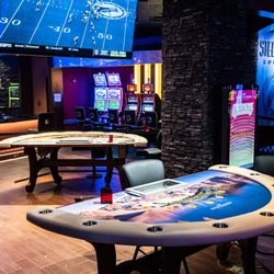 Steelhead Lounge - NEW! Table Games in the Steelhead Lounge