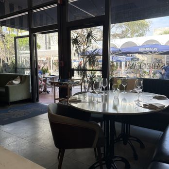 Issabella's - Mediterranean Near Me - Miami Beach, Florida