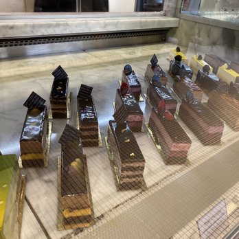 Temper Chocolate Pastry - Sweeeet - Coffee & Tea Near Me - West Vancouver, British Columbia Temper Chocolate Pastry - Sweeeet - Coffee & Tea Near Me - West Vancouver, British Columbia