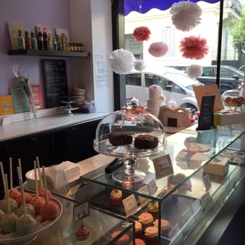Emma's Cupcakes - Cupcakes Near Me - Nice, 06