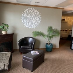 Live Love Laugh Massage - Beautiful relaxing studio