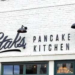 Staks Pancake Kitchen - Southaven - Staks Pancake Kitchen Entrance