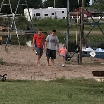 Pondarosa Inn - Vacation Rentals Near Me - Hutchinson, Kansas