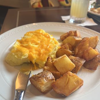 Brassica - Brasseries Near Me - Atlanta, Georgia