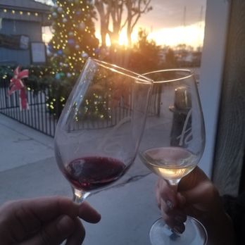 Frisby Cellars - Wine Tasting Room Near Me - Dana Point, California