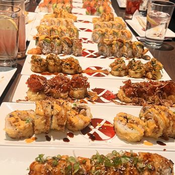 Xevichez - 15 rolls of sushi - Sushi Bars Near Me - Palmdale, California Xevichez - 15 rolls of sushi - Sushi Bars Near Me - Palmdale, California