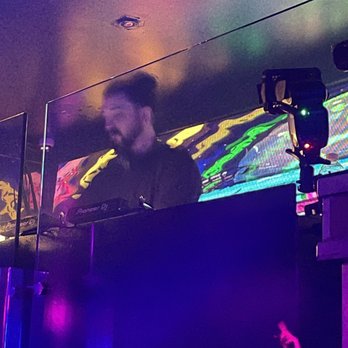 Sound-Bar - Doctor P 3 - Dance Clubs Near Me - Chicago, Illinois